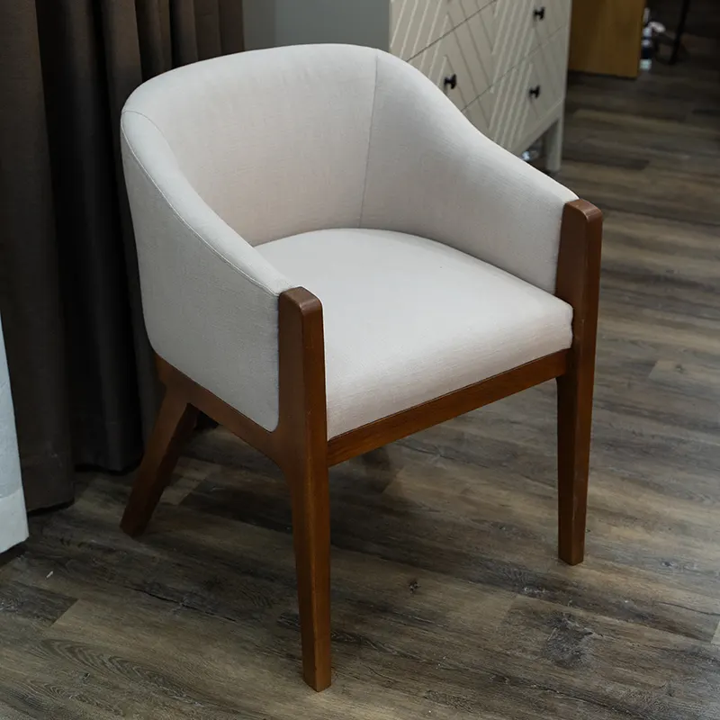 Luna Chair – Elegant Wooden Frame